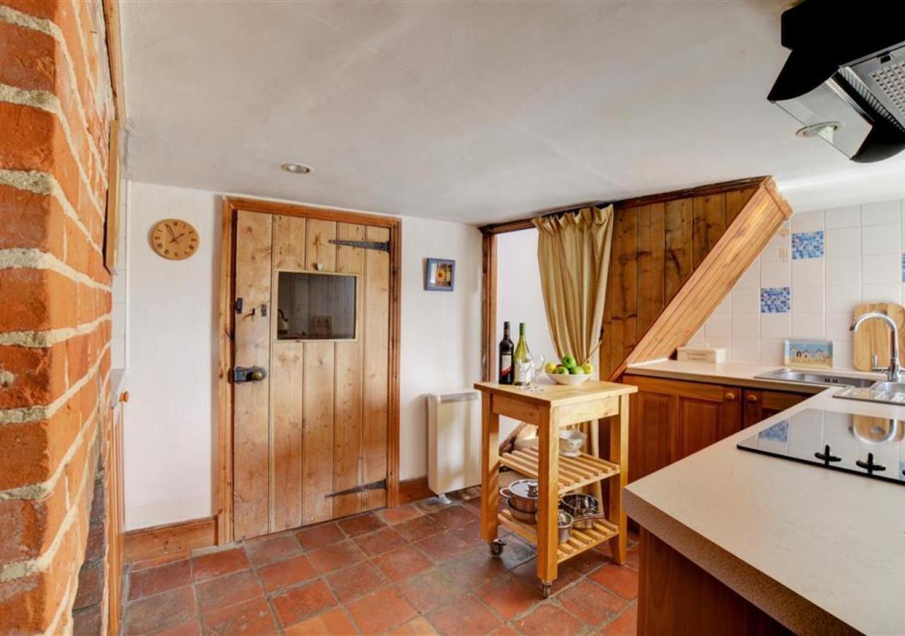 Poppy Cottage Bodham Exterior photo